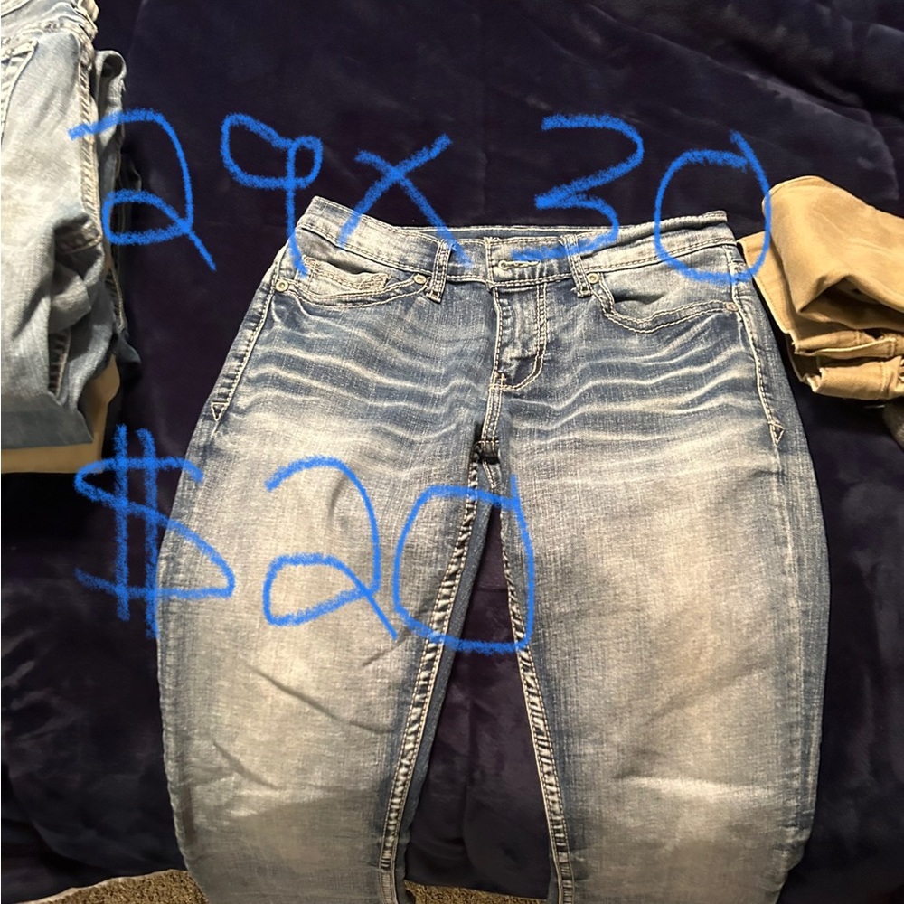 Buckle Jeans